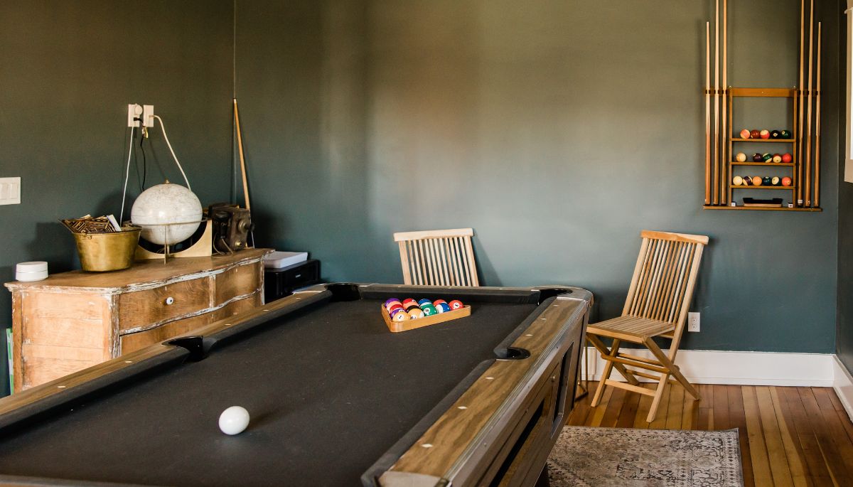 small basement game room ideas